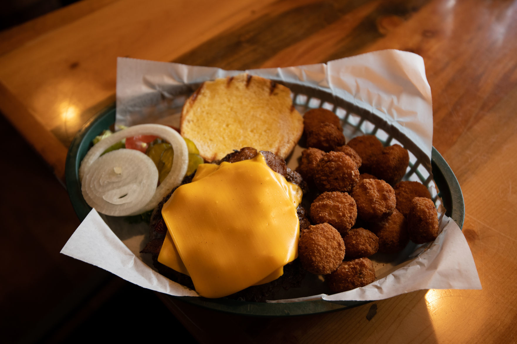 Cheeseburger In Paradise